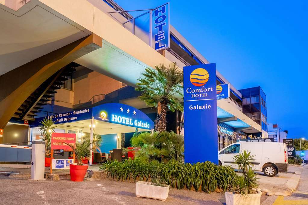 The Originals City, Hotel Galaxie, Nice Aeroport Saint-Laurent-du-Var Exterior foto